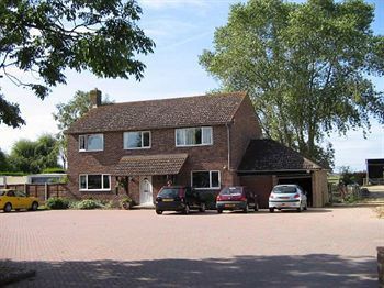 Willowbrook Riding Centre チチェスター エクステリア 写真